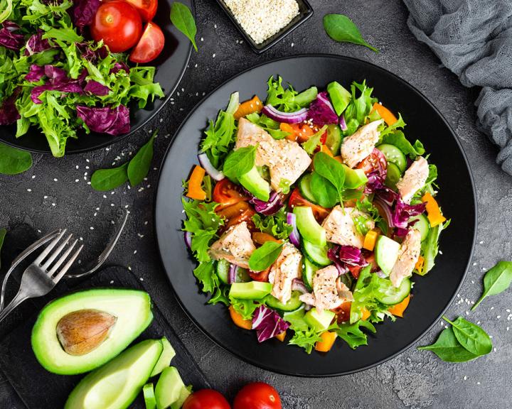 Grilled Salmon and Avocado Salad