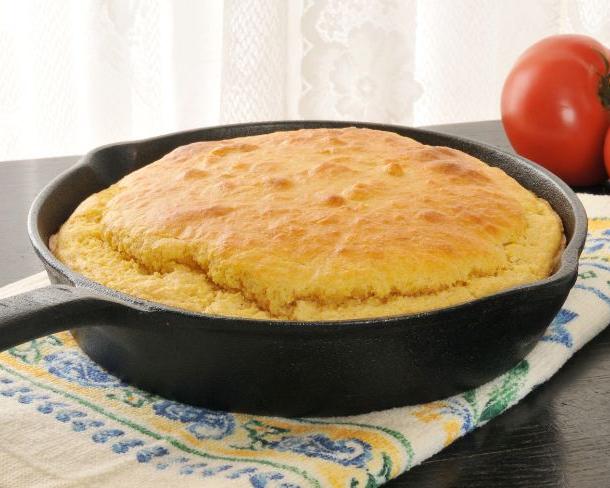 Skillet Caraway Cornbread