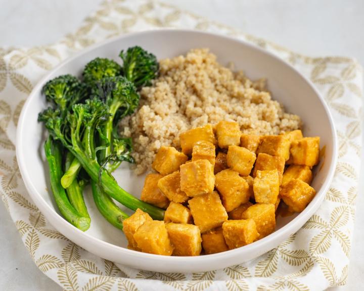 Tofu with Peanut Sauce, Broccolini & Quinoa